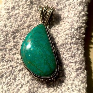 BEAUTIFUL Turquoise pendant set in Sterling Silver casing